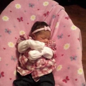 Meet your Posher, Lanora